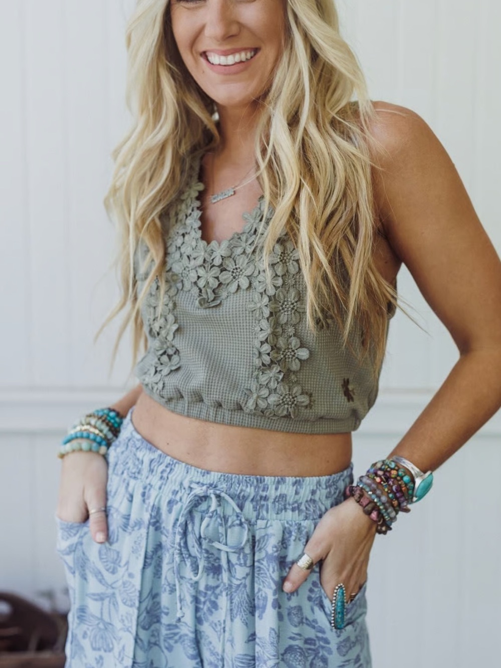 Three Bird Nest Flower Patch Cropped Tank